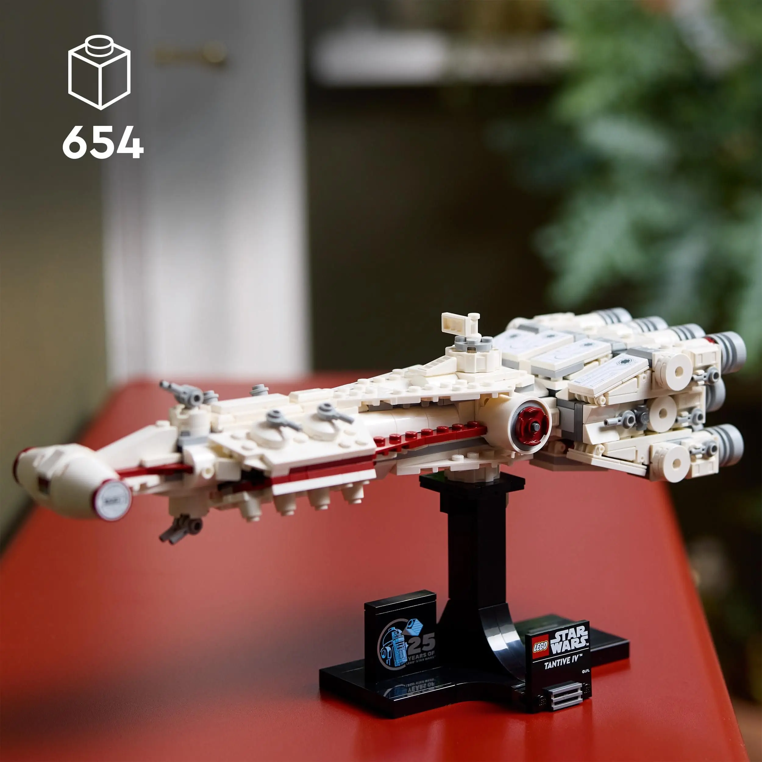 תמונה 2 של Tantive IV Star Wars 75376